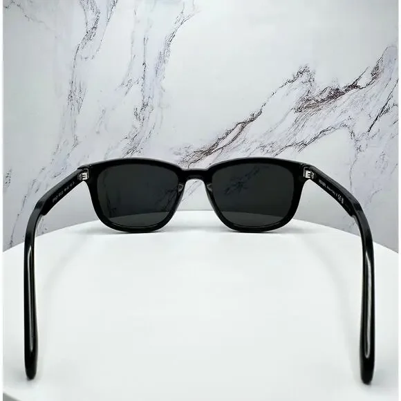 New PRADA Sunglasses - Picture 10 of 16